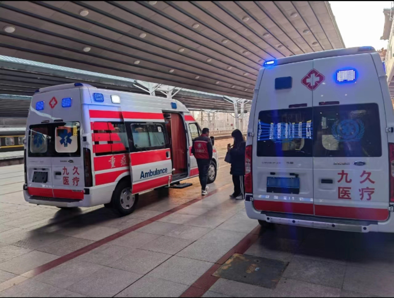 西畴县救护车长途转运